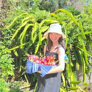 Meet your Posher, Yanhua